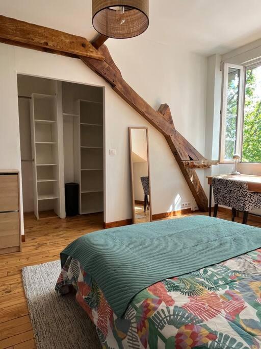 Duplex De Charme En Centre Ville Avec Terrasse Μπριβ-λα-Γκαγιάρντ Εξωτερικό φωτογραφία